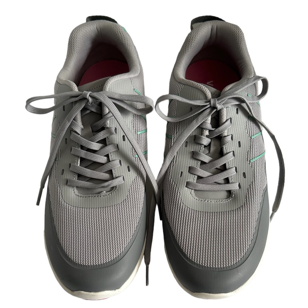 SOLD 🆕 NWOT Vionic Audie Sneaker Women’s Size 9.5